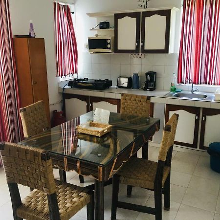 Les Gentilhommieres Guest House Тру-о-Биш Экстерьер фото