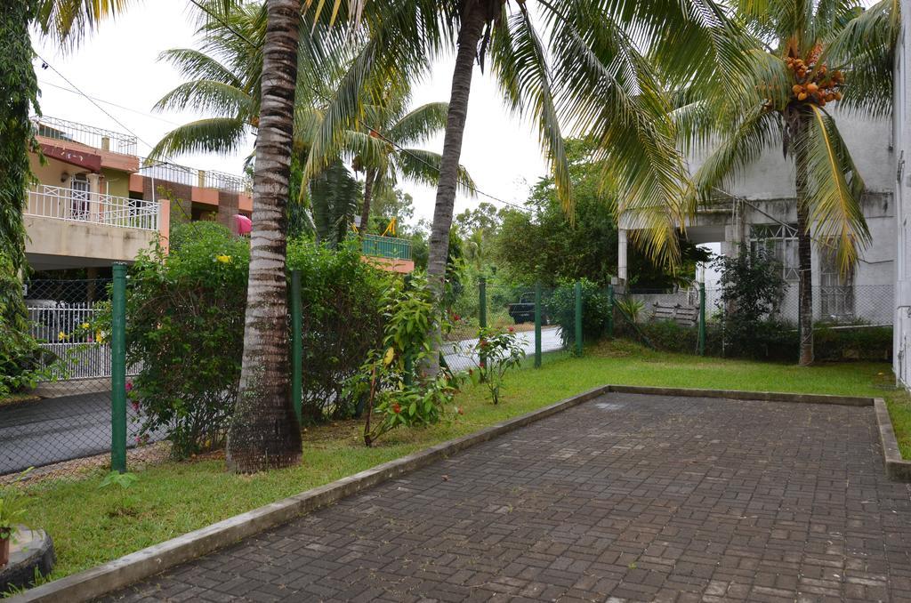 Les Gentilhommieres Guest House Тру-о-Биш Экстерьер фото