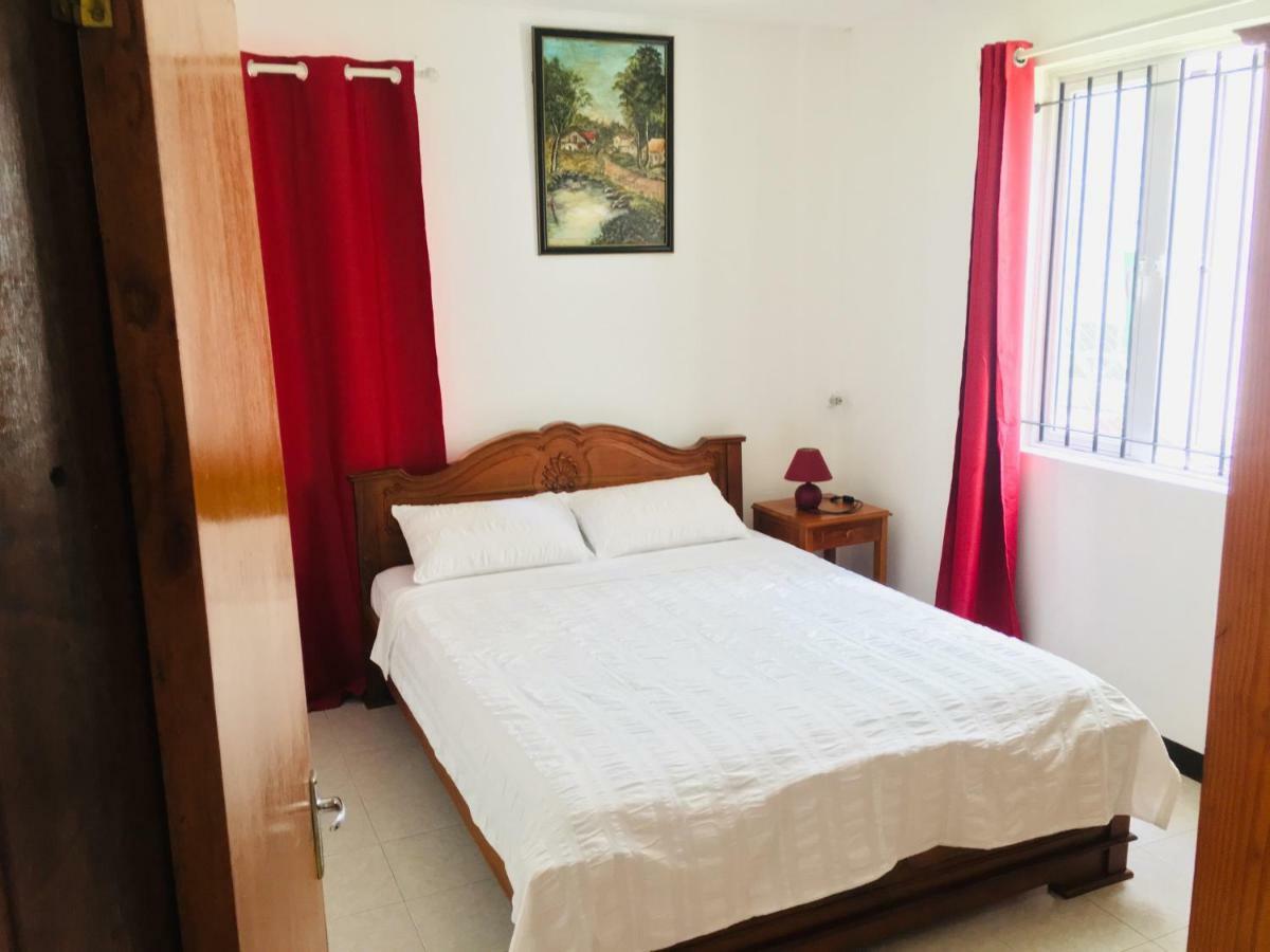 Les Gentilhommieres Guest House Тру-о-Биш Экстерьер фото